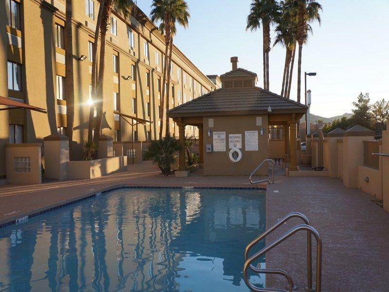 Holiday Inn North Phoenix Ngoại thất bức ảnh