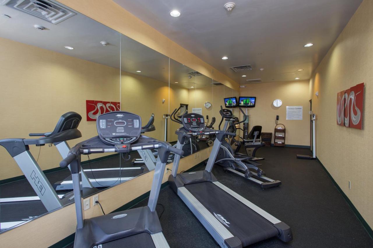 Holiday Inn North Phoenix Ngoại thất bức ảnh